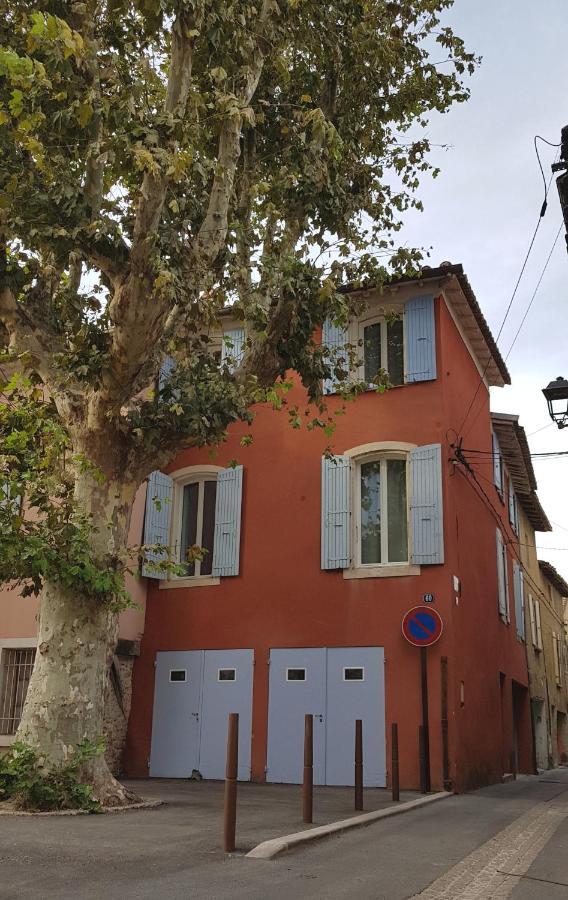 Rouge Et De L'Isle L'Isle-sur-la-Sorgue Exterior photo
